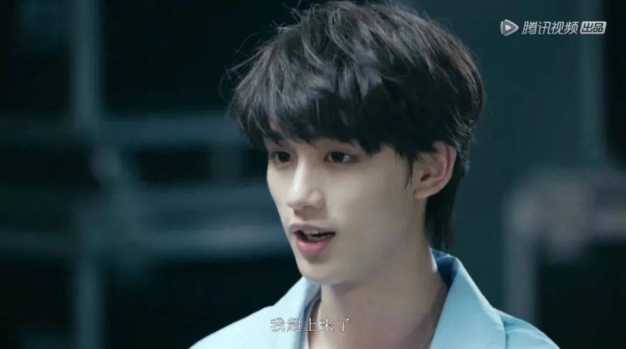 18岁的丁程鑫,竟然活得这么通透