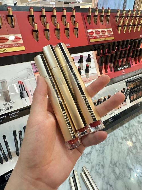 时尚芭莎90秒 | 这些彩妆新品,再不抢就买不到了!