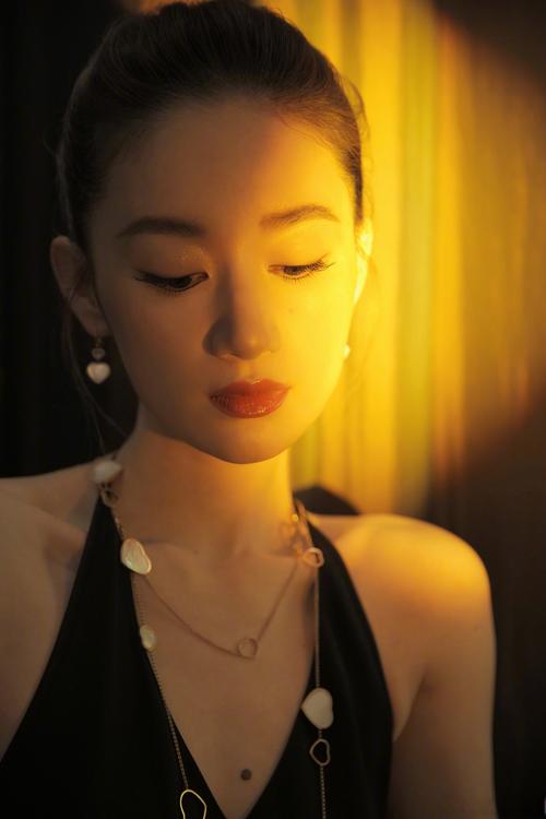 时尚芭莎90秒 | 在家也要时髦过春天!