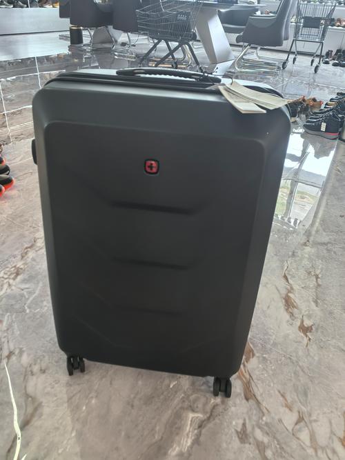 威戈箱包,威戈在深圳设立近十个专柜