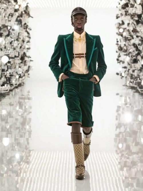 GUCCI与MARSPER开启时尚与潮流艺术跨界旅程