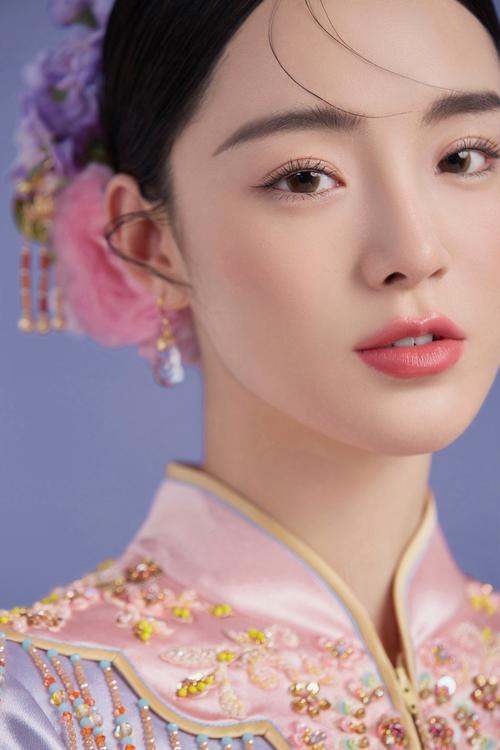 全世界都在晒中国妆,我只想拥有美妆大佬们的双手!