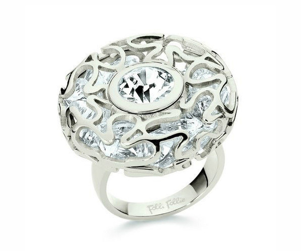 Folli Follie 推出全新珠宝新品诠释旅行主题