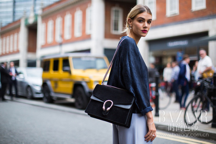 london-str-rs17-7836