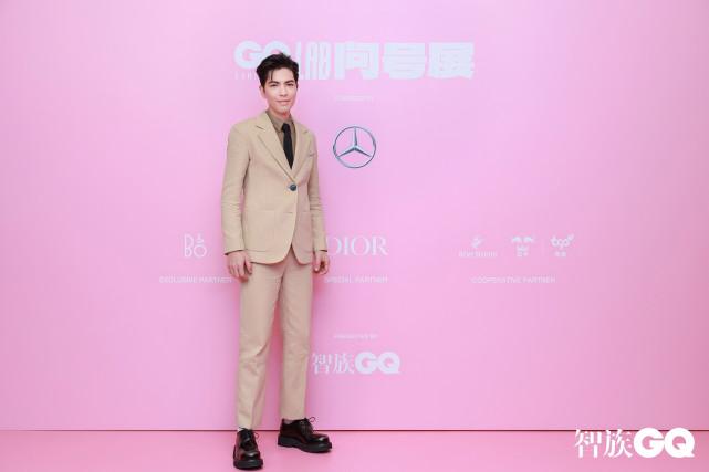 没有问题，才是问题！ 「GQ Lab问号展」登陆上海，叩问2022